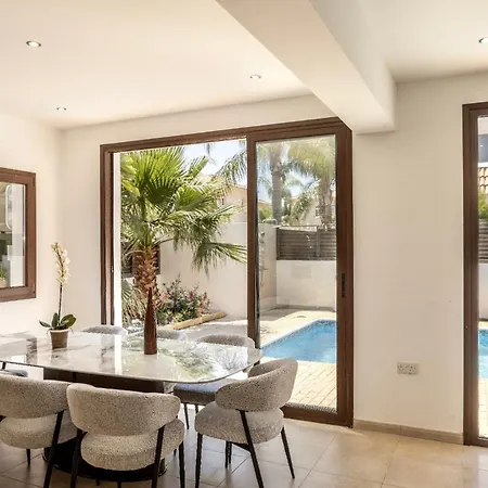 Villa Blue Water Bay Paralimni