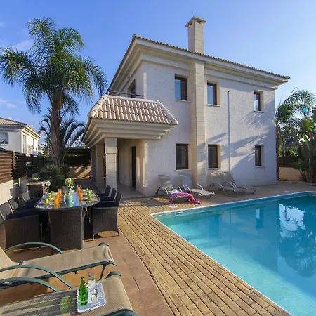 Blue Water Bay * Паралимни