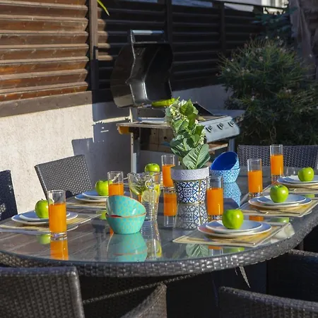 Blue Water Bay Вилла Паралимни