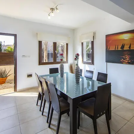 Вилла Blue Water Bay