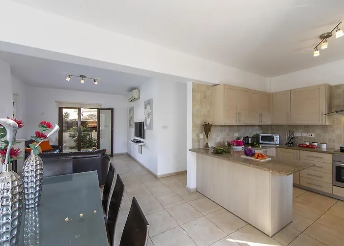 Blue Water Bay Villa Paralimni